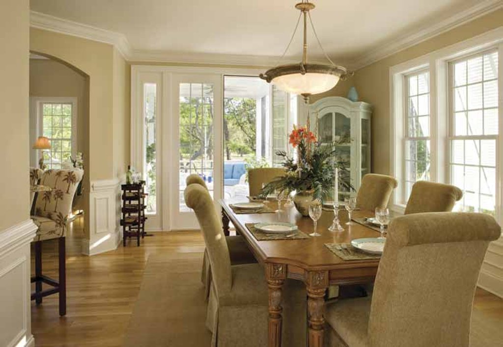 Country Style House Plan - 3 Beds 3 Baths 2513 Sq/Ft Plan #930-123