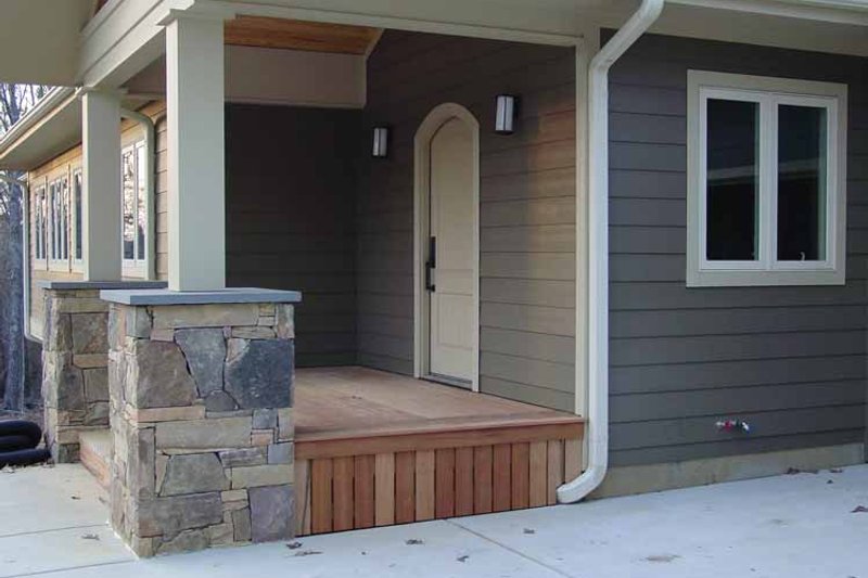 Dream House Plan - Exterior - Front Elevation 3 for Craftsman House Plan #939-14 - 3 bed, 3.5 bath