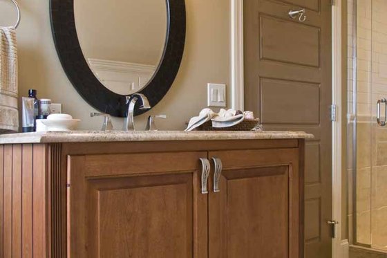 Interior - Bathroom 2 for Craftsman House Plan #928-230 - 3 bed, 4 bath