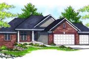 Traditional Style House Plan - 3 Beds 2 Baths 1686 Sq/Ft Plan #70-610 