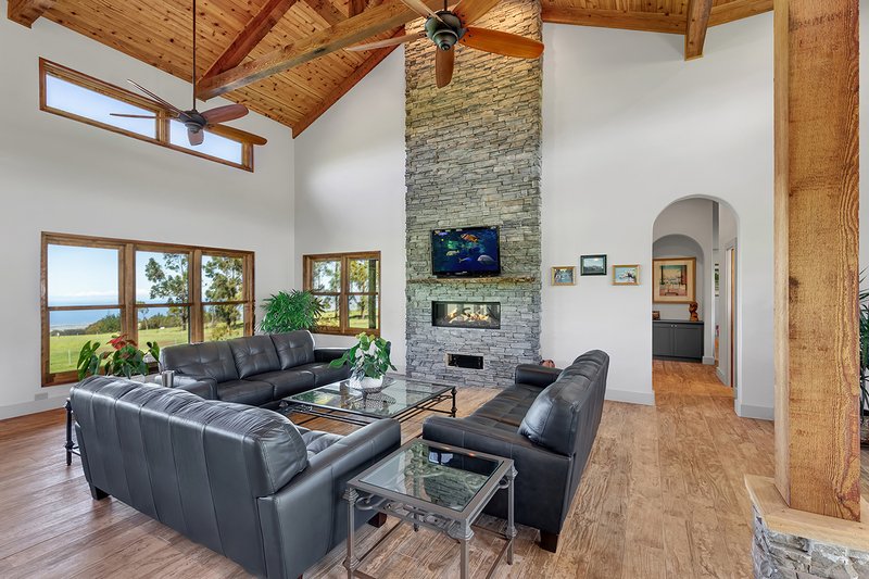 Architectural House Design - Interior - Family Room for Ranch House Plan #140-149 - 3 bed, 2.5 bath
