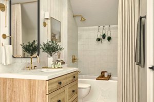 Interior - Bathroom for Farmhouse House Plan #54-670 - 2 bed, 2 bath