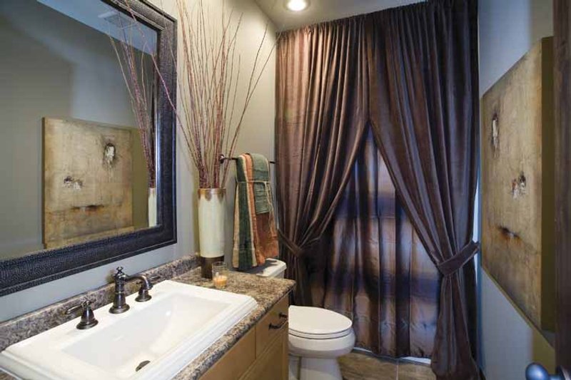 House Plan Design - Interior - Bathroom for Traditional House Plan #17-2779 - 4 bed, 2.5 bath