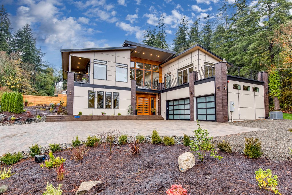 Contemporary Style House Plan 3 Beds 4 Baths 4730 Sq Ft  Contemporary Style House Plan 3 Beds 4 Baths 4730 Sq Ft