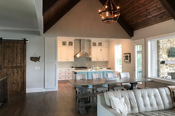 Interior - Dining Room 1 for Craftsman House Plan #437-76 - 4 bed, 3.5 bath