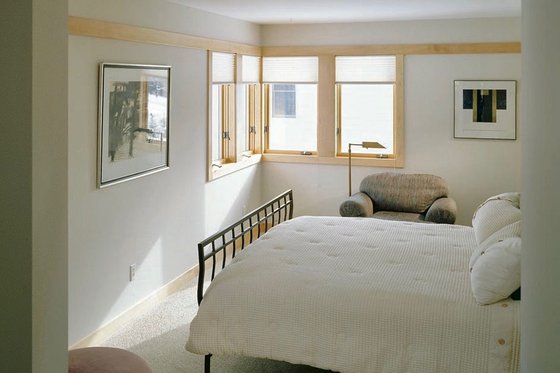 Photo 4 for Prairie House Plan #454-4 - 3 bed, 2.5 bath