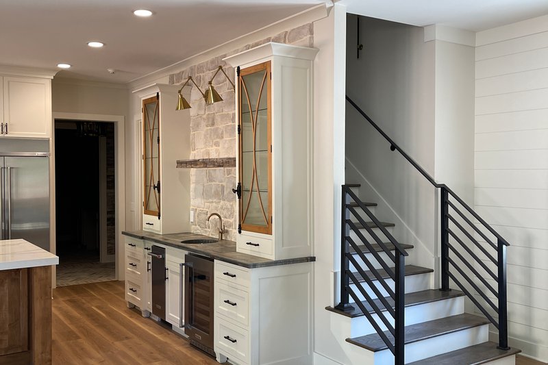 Dream House Plan - Interior - Family Room 1 for Farmhouse House Plan #437-125 - 4 bed, 3.5 bath