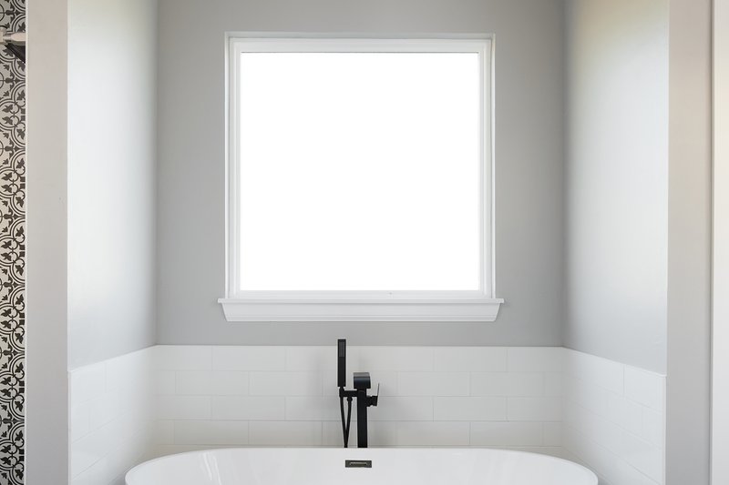 Home Plan - Interior - Master Bathroom 5 for Farmhouse House Plan #430-184 - 4 bed, 2.5 bath