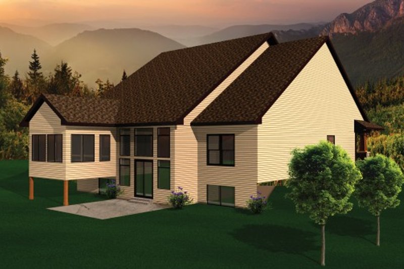 Home Plan - Exterior - Rear Elevation House Plan #70-1105 - 3 bed, 2.5 bath