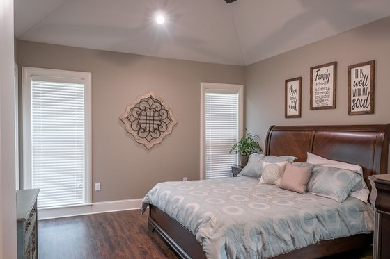 Interior - Master Bedroom for European House Plan #430-154 - 3 bed, 2 bath