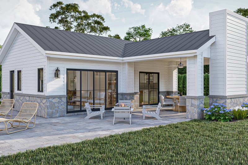 House Blueprint - Traditional Exterior - Front Elevation Plan #455-637