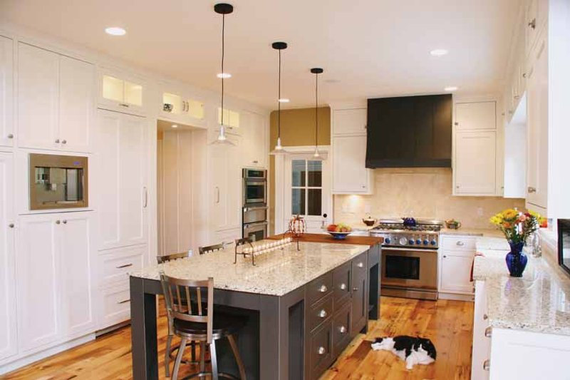 Home Plan - Interior - Kitchen 2 for Colonial House Plan #928-97 - 4 bed, 3.5 bath