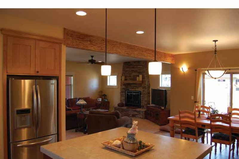 House Design - Interior - Kitchen 1 for Prairie House Plan #895-69 - 3 bed, 2.5 bath