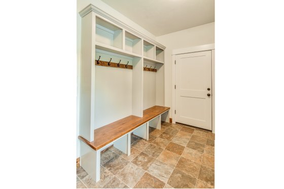 Interior - Laundry 1 for Craftsman House Plan #124-988 - 3 bed, 2.5 bath