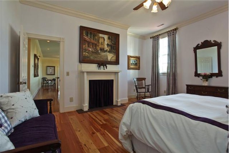 House Plan Design - Photo 10 for Classical House Plan #137-242 - 4 bed, 4 bath