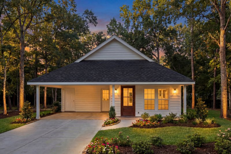 Traditional Style House Plan - 3 Beds 2 Baths 1200 Sq/Ft Plan #430-38 Exterior