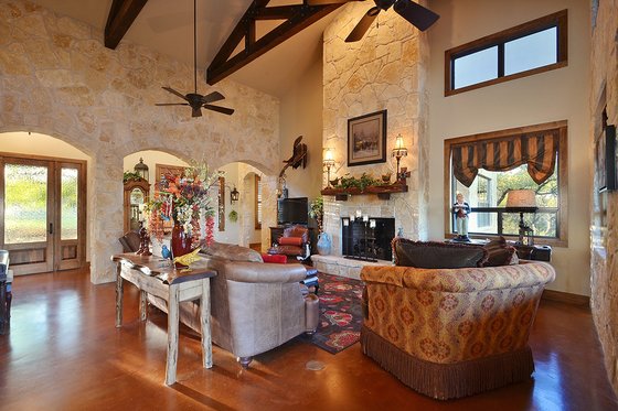 Ranch Interior - Family Room Plan #140-149