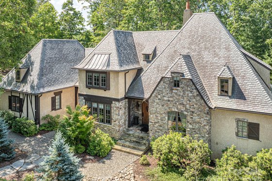 Photo 3 for European House Plan #137-111 - 4 bed, 5.5 bath