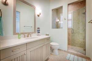 Bath 1 w/ shower modification