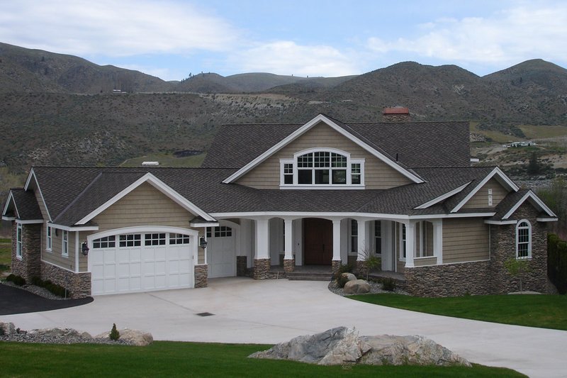 House Blueprint - Exterior - Front Elevation 4 for Craftsman House Plan #132-211 - 4 bed, 4 bath