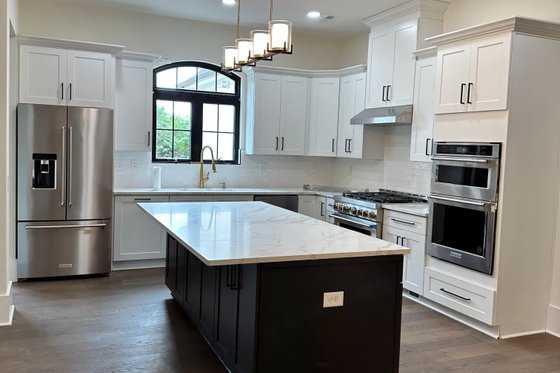 Photo 8 for European House Plan #932-5 - 4 bed, 3.5 bath