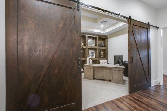 Interior - Other 17 for Contemporary House Plan #935-5 - 4 bed, 4 bath