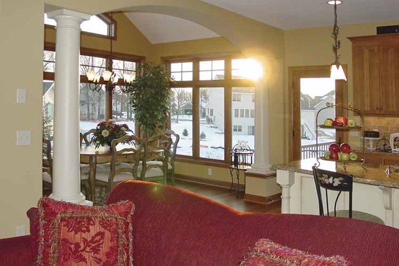 Home Plan - Interior - Dining Room for Craftsman House Plan #320-997 - 4 bed, 2.5 bath