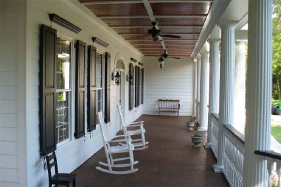 Photo 4 for Colonial House Plan #137-119 - 4 bed, 3.5 bath