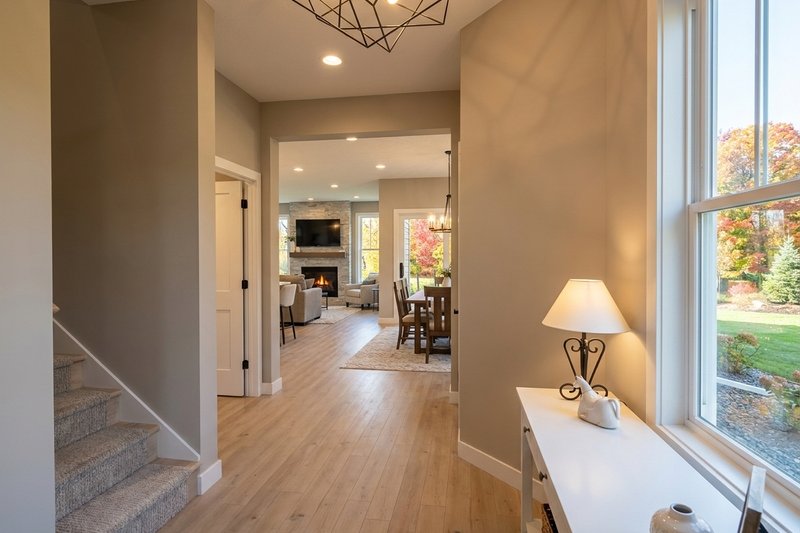 Home Plan - Interior - Entry for Craftsman House Plan #51-1545 - 3 bed, 2.5 bath