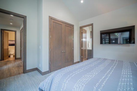 Interior - Bedroom for Contemporary House Plan #892-43 - 4 bed, 4.5 bath