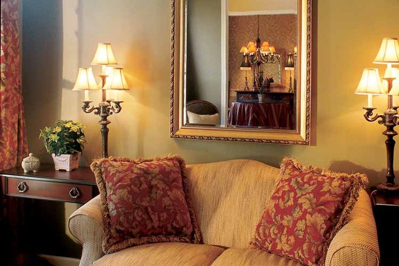 Dream House Plan - Interior - Family Room for Classical House Plan #927-655 - 4 bed, 3 bath