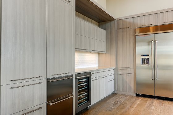 Interior - Kitchen 5 for Contemporary House Plan #892-24 - 3 bed, 3.5 bath