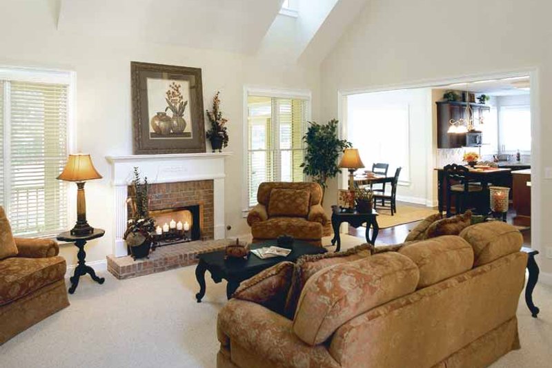 House Blueprint - Interior - Family Room for Traditional House Plan #927-874 - 4 bed, 3 bath