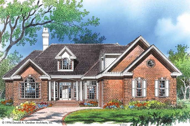 House Plan Design - Traditional Exterior - Front Elevation Plan #929-177