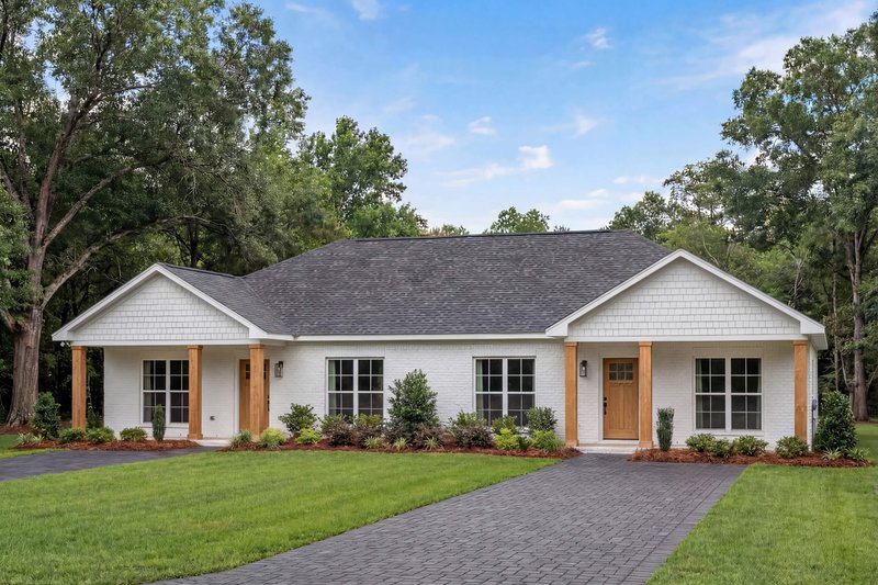 House Blueprint - Exterior - Front Elevation 3 for Traditional House Plan #430-314 - 4 bed, 4 bath