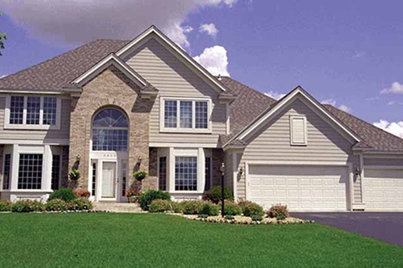 Dream House Plan - Traditional Exterior - Front Elevation Plan #51-921