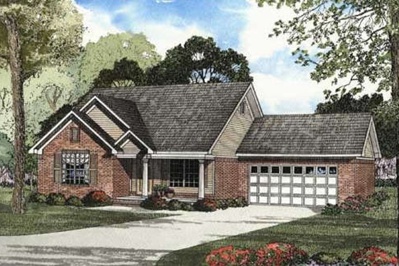 Dream House Plan - Traditional Exterior - Front Elevation Plan #17-1117