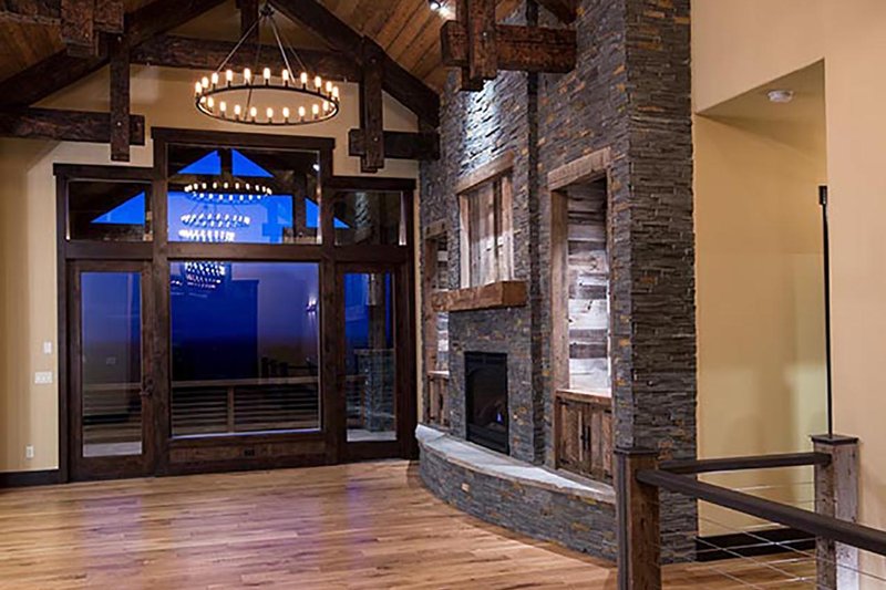 Dream House Plan - Interior - Entry for Ranch House Plan #895-29 - 3 bed, 3.5 bath