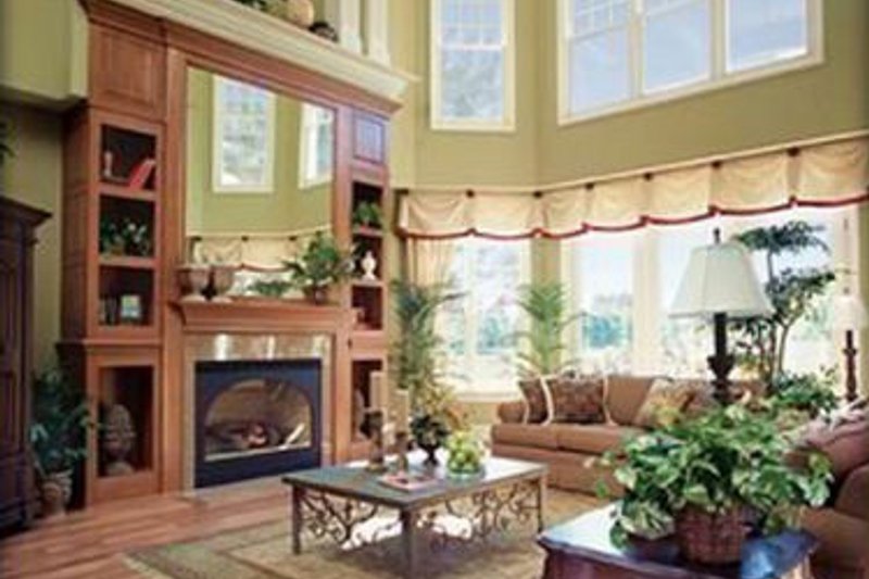 Dream House Plan - Photo 2 for European House Plan #119-123 - 4 bed, 3.5 bath