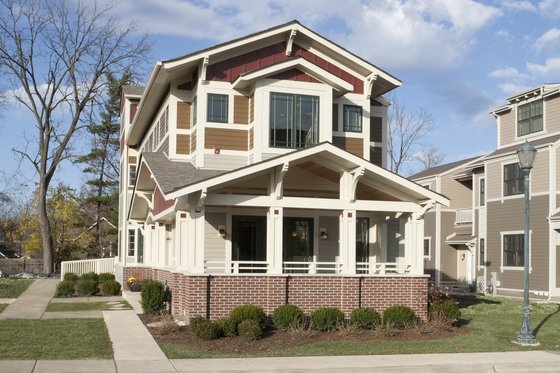 Exterior - Front Elevation for Craftsman House Plan #454-12 - 3 bed, 3 bath