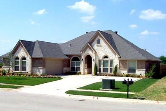 Exterior - Front Elevation for Traditional House Plan #84-274 - 4 bed, 3 bath