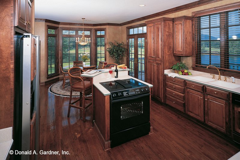 Home Plan - Interior - Kitchen for Country House Plan #929-326 - 5 bed, 5.5 bath