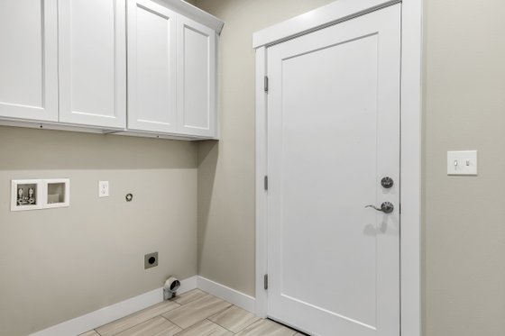 Photo 27 for Contemporary House Plan #1070-83 - 4 bed, 2.5 bath