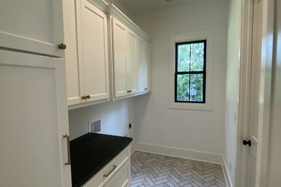Interior - Laundry for Modern House Plan #437-108 - 4 bed, 4.5 bath