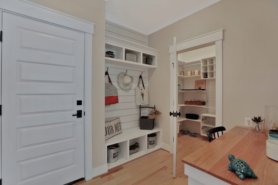 Interior - Other 2 for Country House Plan #1080-3 - 4 bed, 3.5 bath