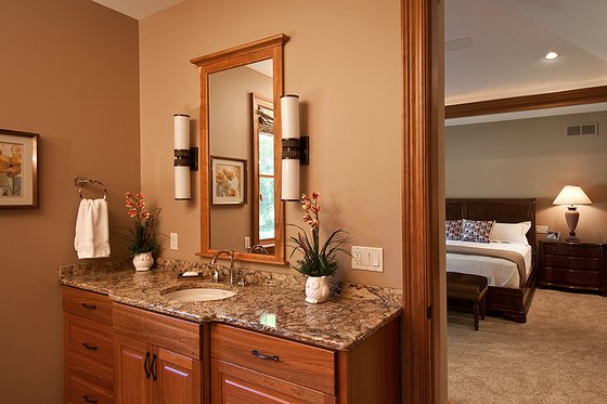 Interior - Master Bathroom for Craftsman House Plan #51-556 - 4 bed, 3.5 bath