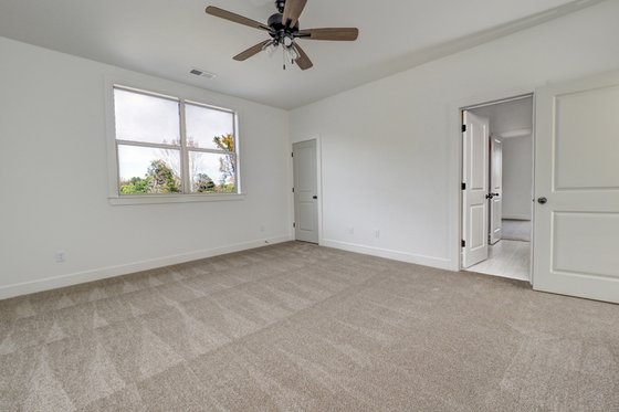 Photo 30 for Farmhouse House Plan #927-1028 - 4 bed, 3.5 bath