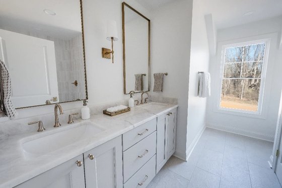 Interior - Master Bathroom for Colonial House Plan #1116-56 - 3 bed, 2.5 bath