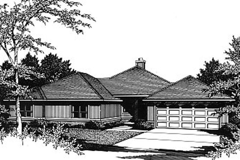 Traditional Style House Plan - 3 Beds 2 Baths 1657 Sq/Ft Plan #14-120