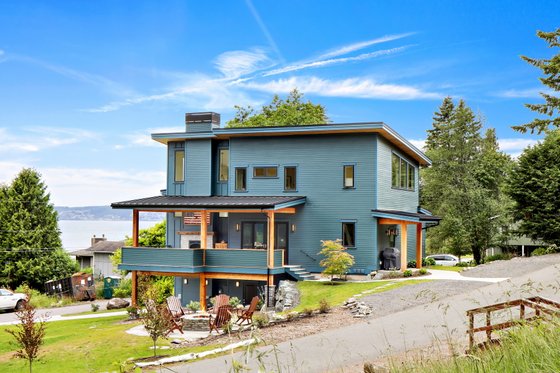 Photo 16 for Contemporary House Plan #1070-7 - 3 bed, 3 bath